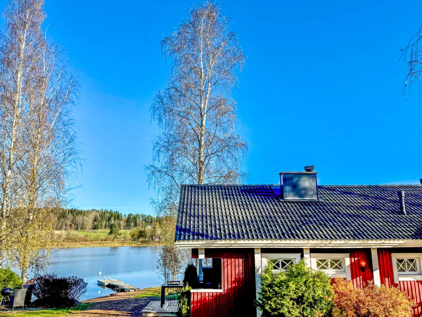 Peltosirkku - Inside