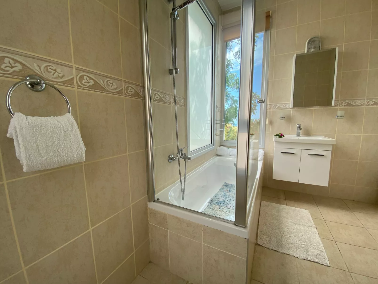 Ferienvilla mit Infinity Pool - Drinnen