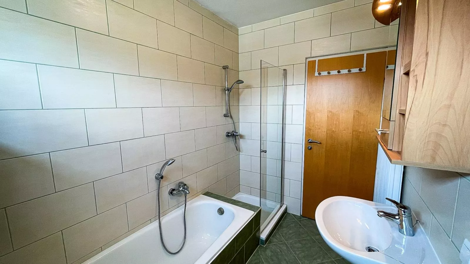 Kreischberg Ot2-Bathroom