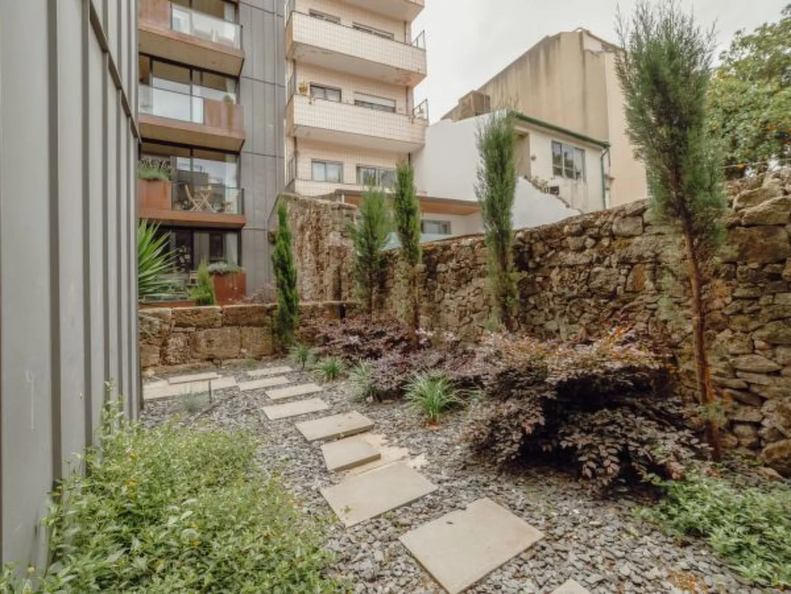 CITY CENTER PREMIUM with GARAGE by VACATIONY - Outside