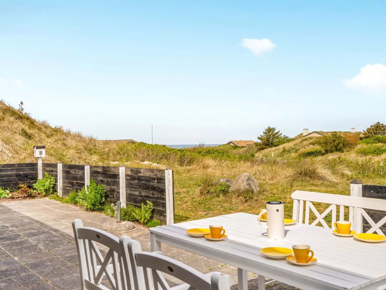 "Katri" - 500m from the sea - Outside