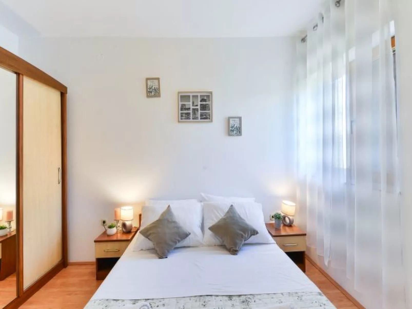 Holiday house Antonia with pool - Image-tags.info