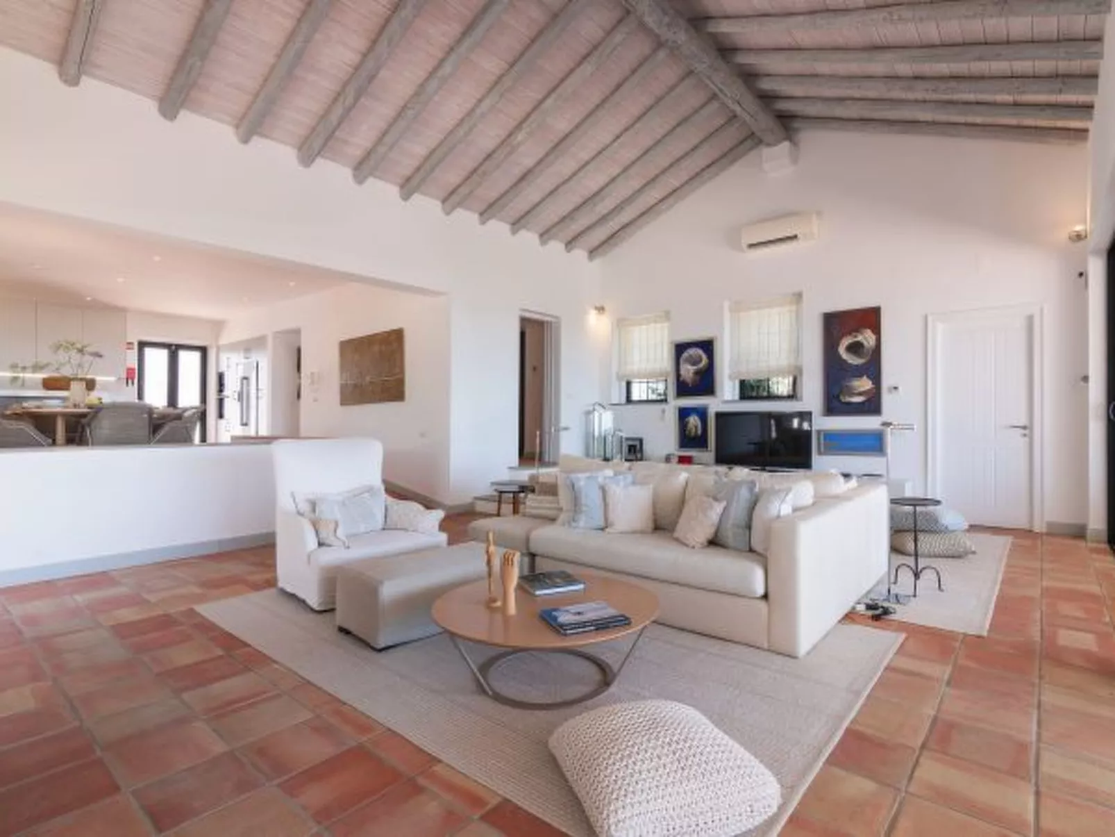 Casa Velha: Pool & Ocean View - Inside