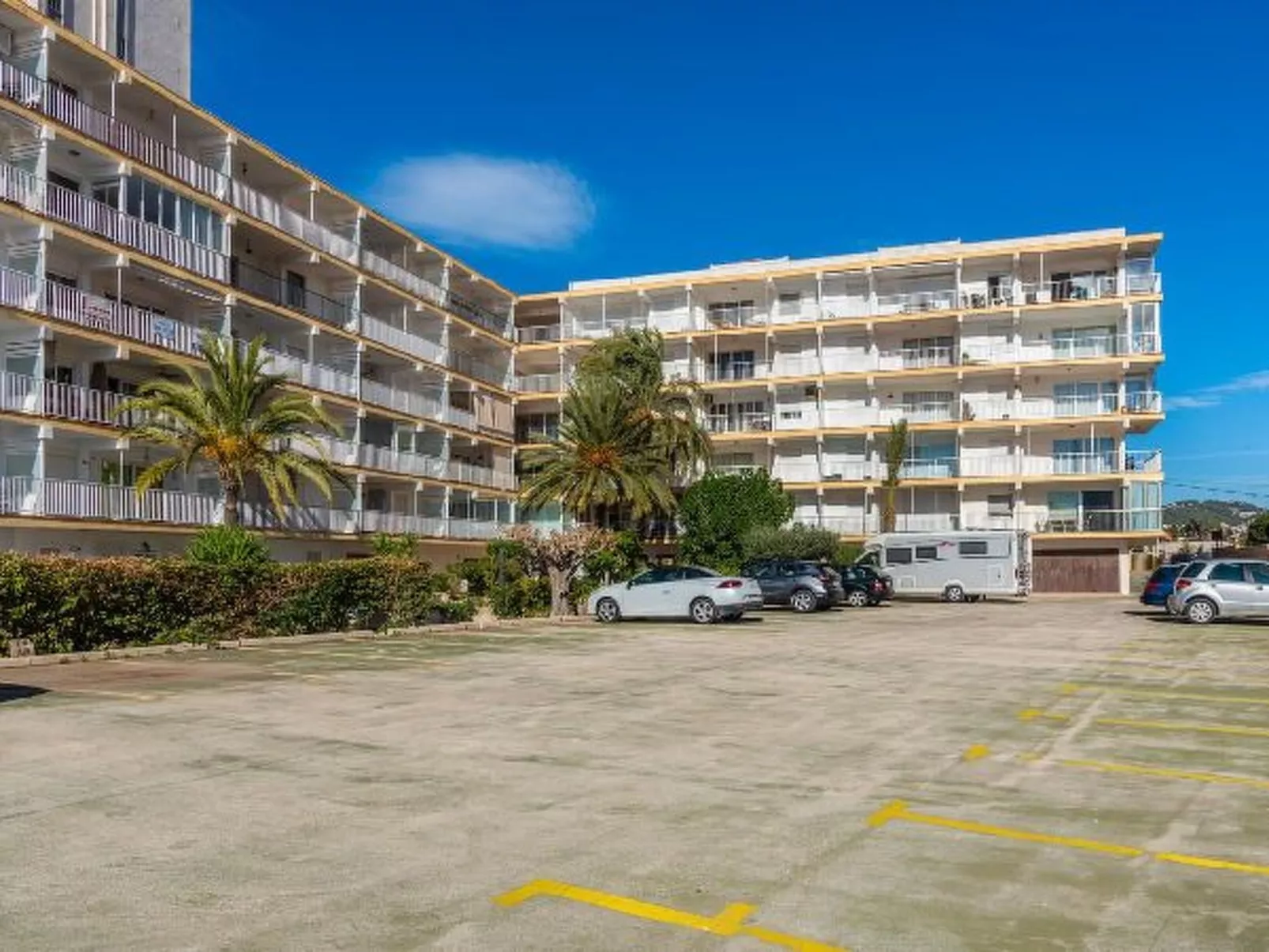 Apartment Penyon - PlusHolidays - Image-tags.info