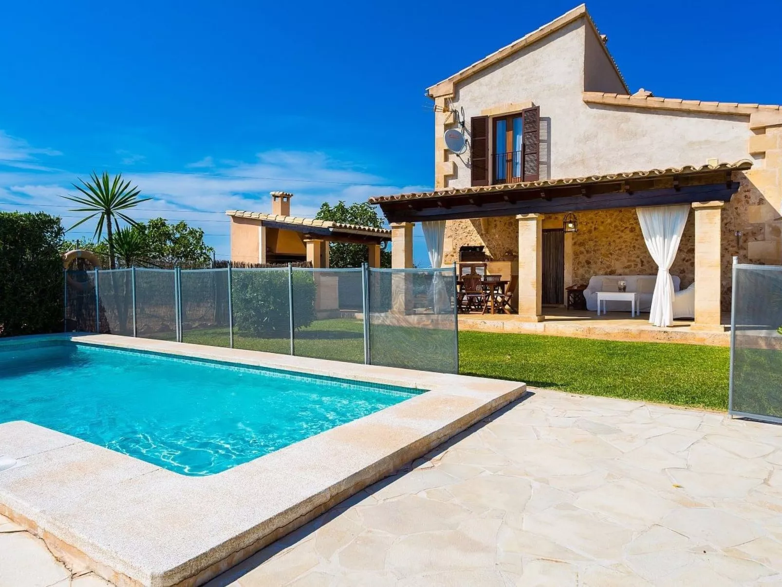 Finca 'Villa Carritx - Image-tags.info