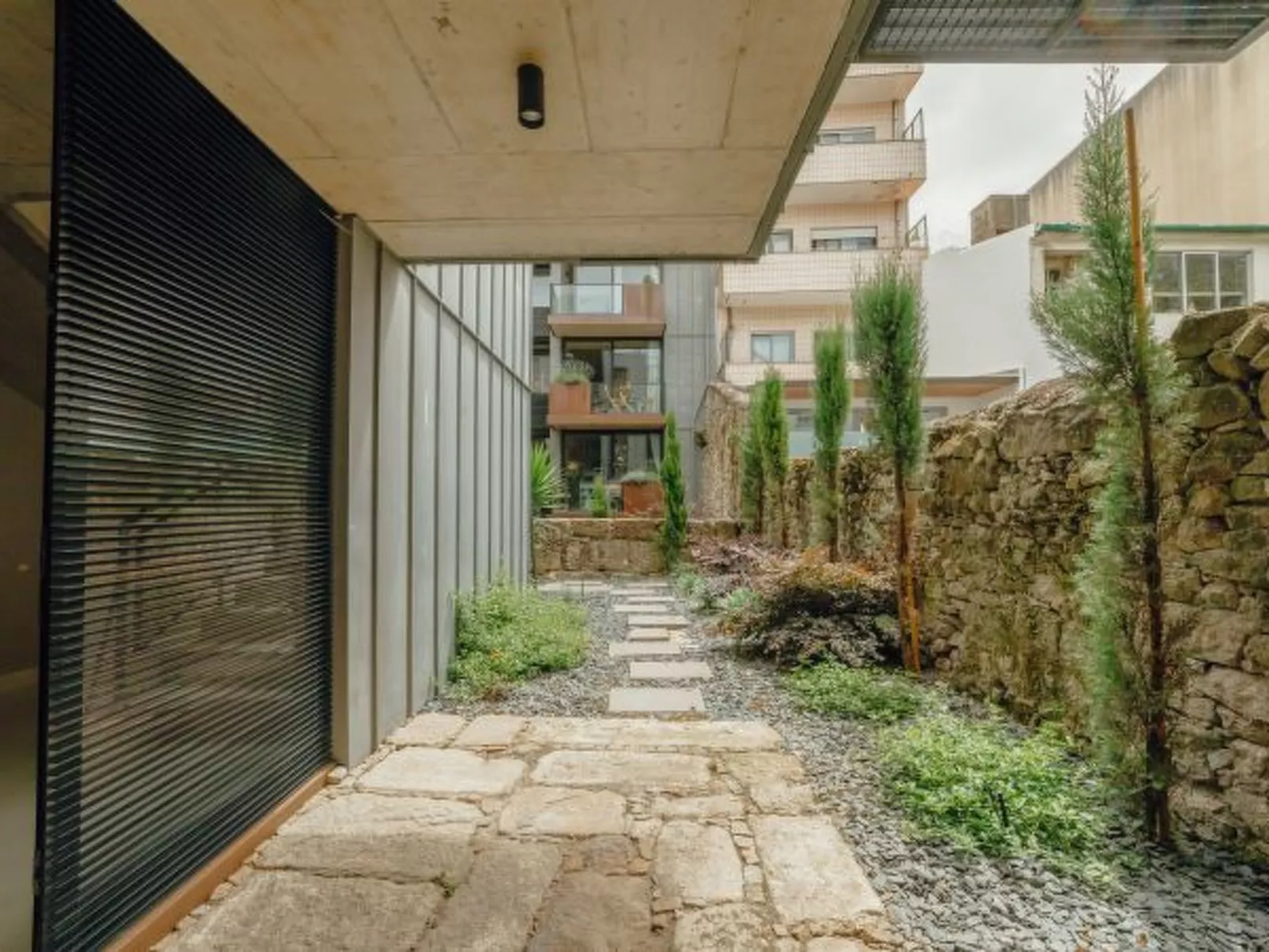 CITY CENTER PREMIUM with GARAGE by VACATIONY - Outside