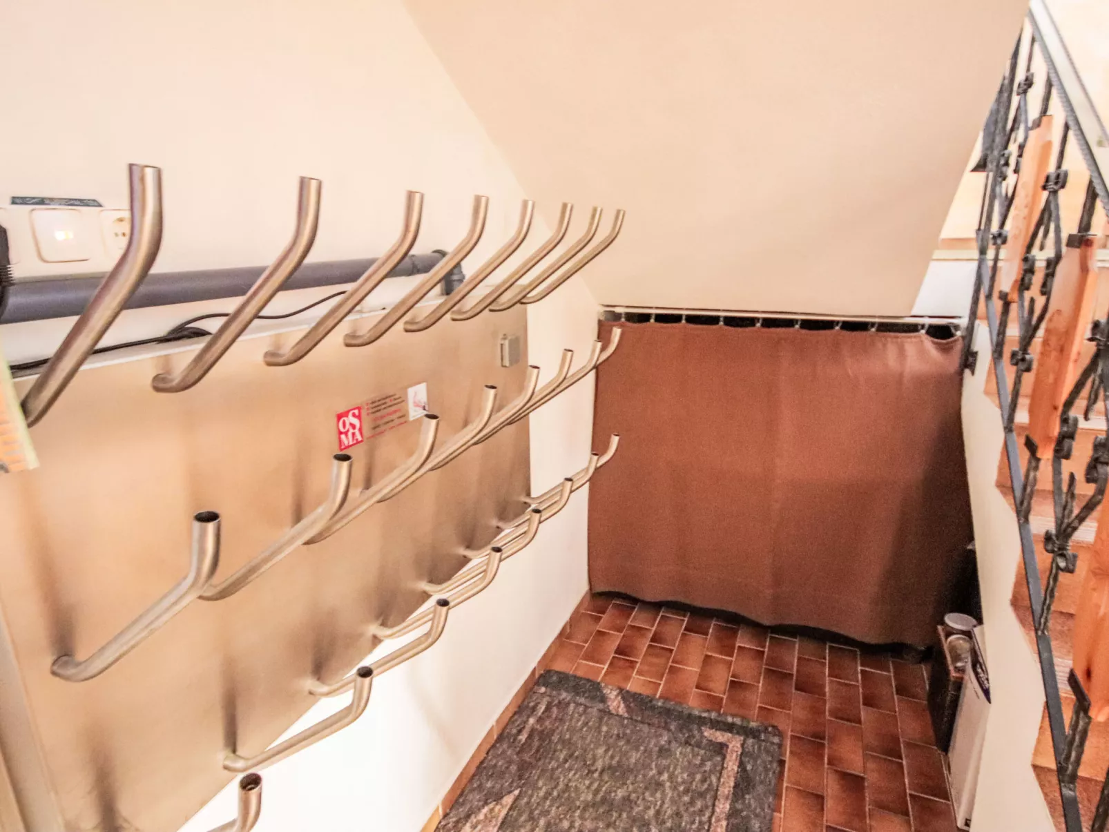 Garni Regina - Inside