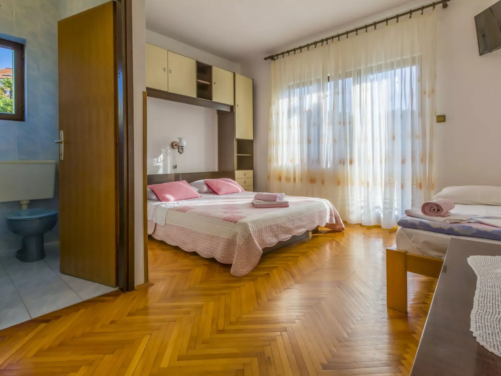 SOBE FRANO I LOVRO 1 / HR-10373-01 - Drinnen