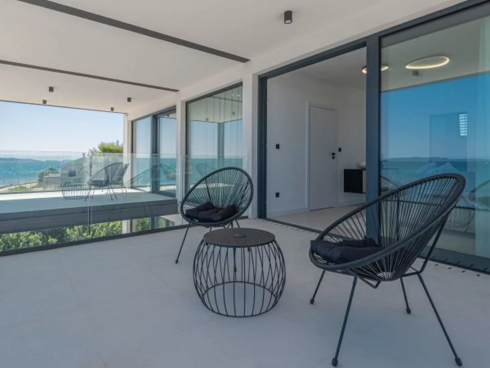 Seafront Villa Aurea with pool and seaview - Image-tags.info