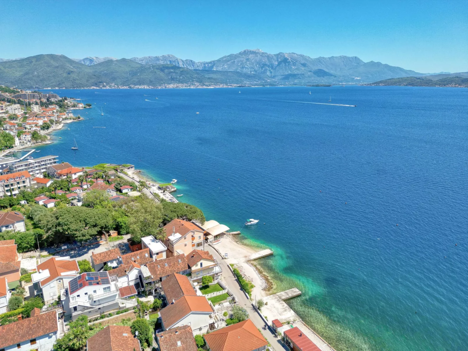 Ljubica Superior 3-Zimmer-Apartment mit Meerblick - Draußen