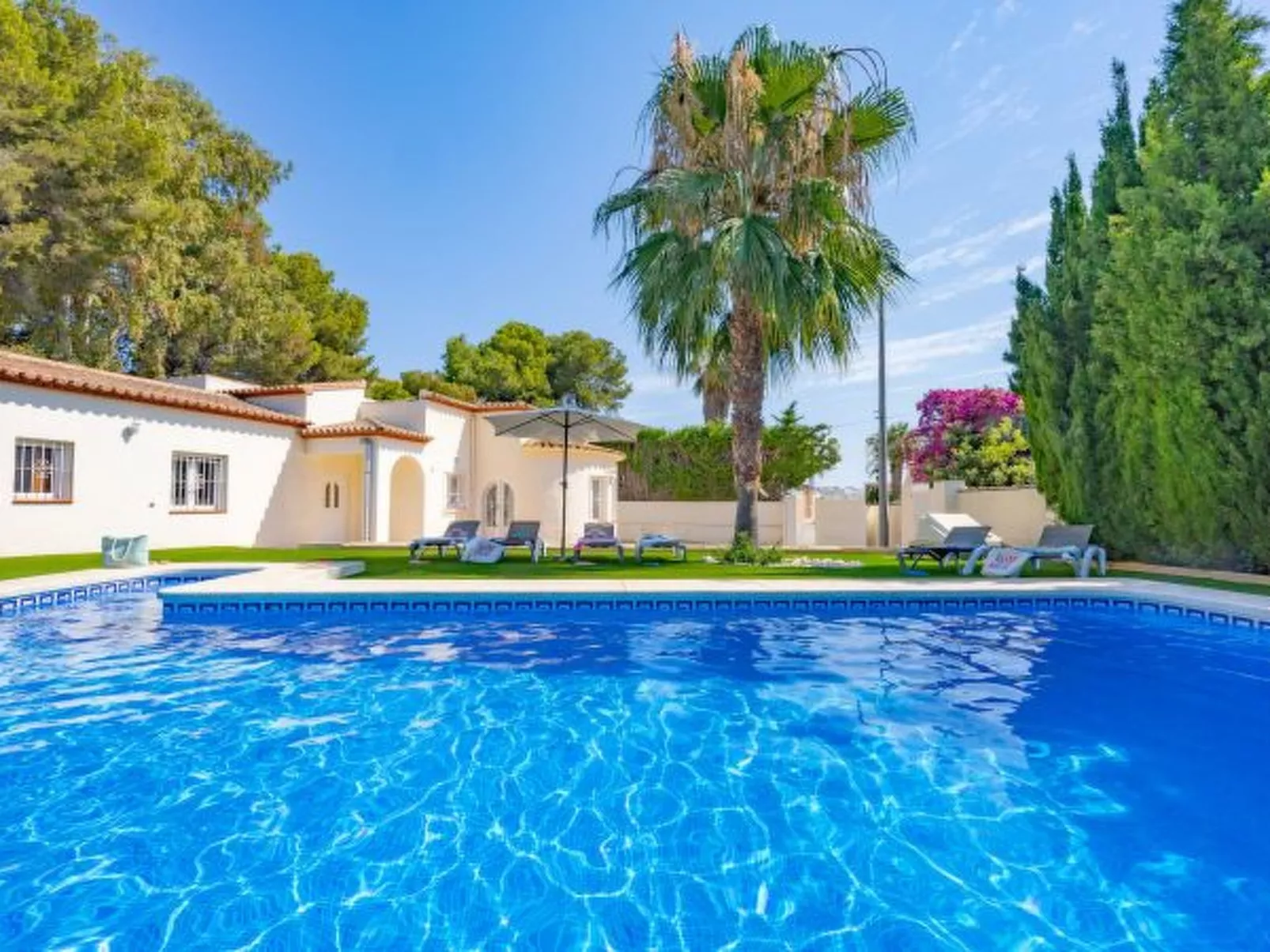 Villa Inia - PlusHolidays - Image-tags.info