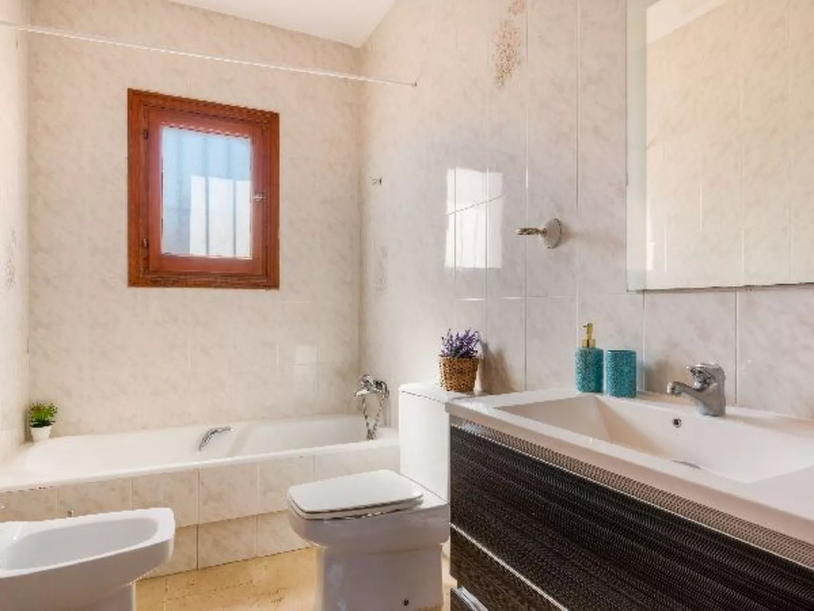 Villa Cruz - PlusHolidays - Image-tags.info