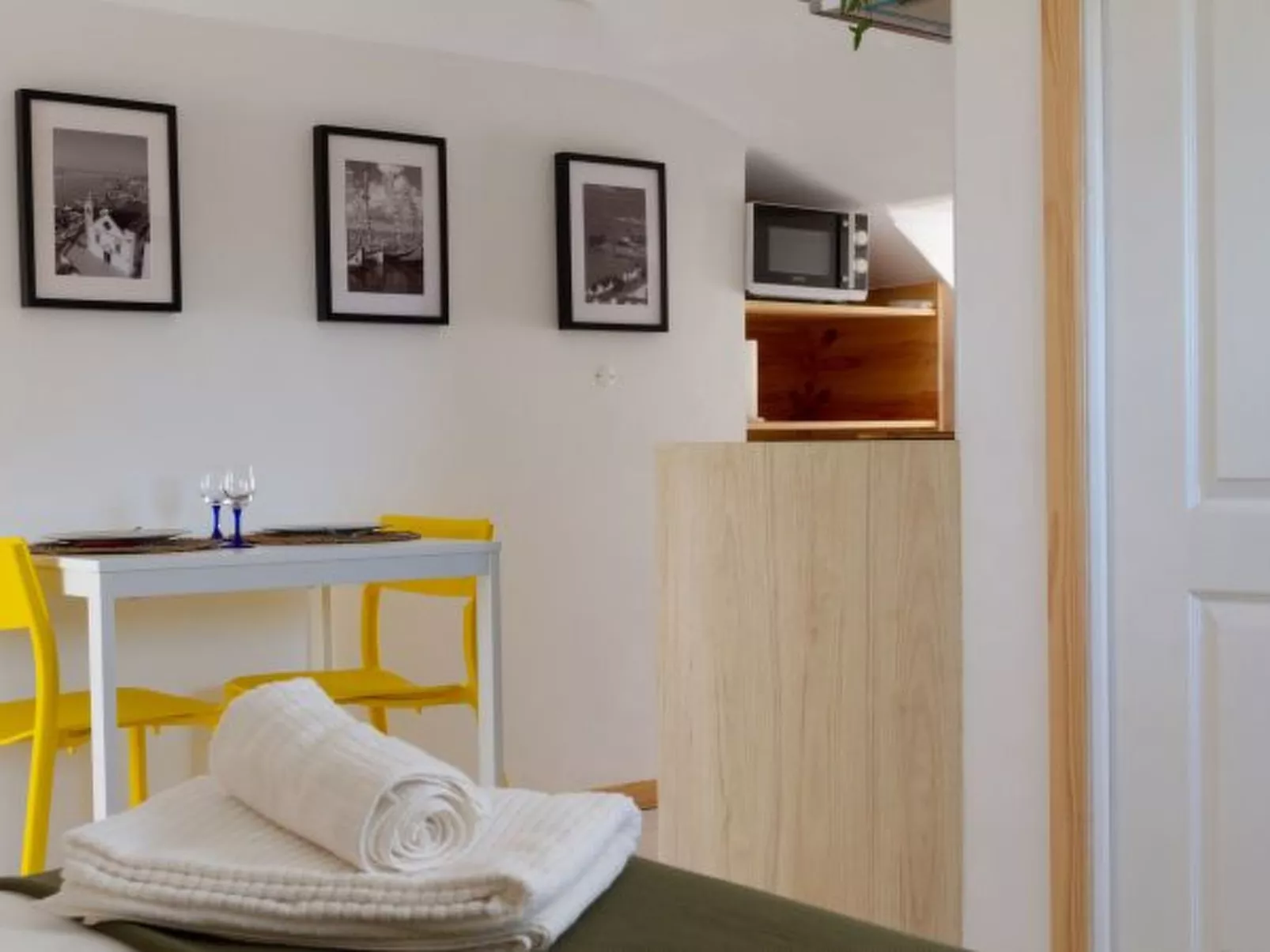 Seixal Bay Apartments - Loft - Inside