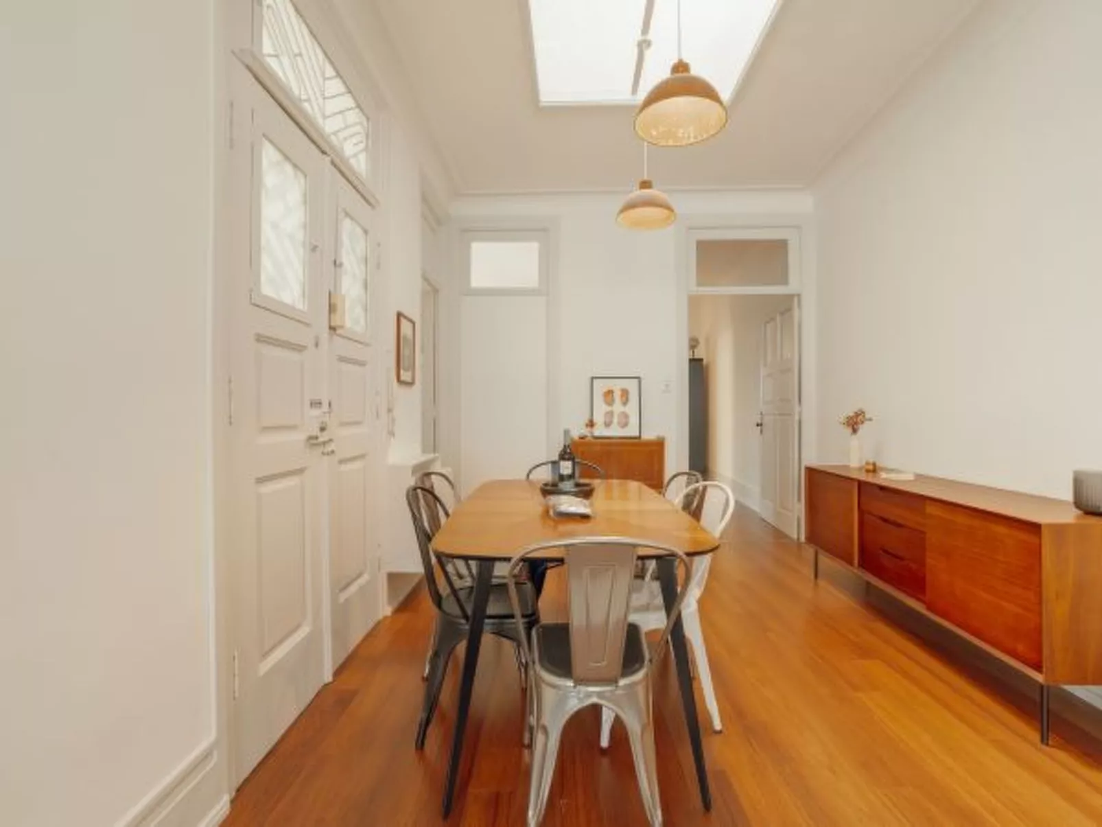 DOWNTOWN RETRO BOLHAO by VACATIONY - Inside