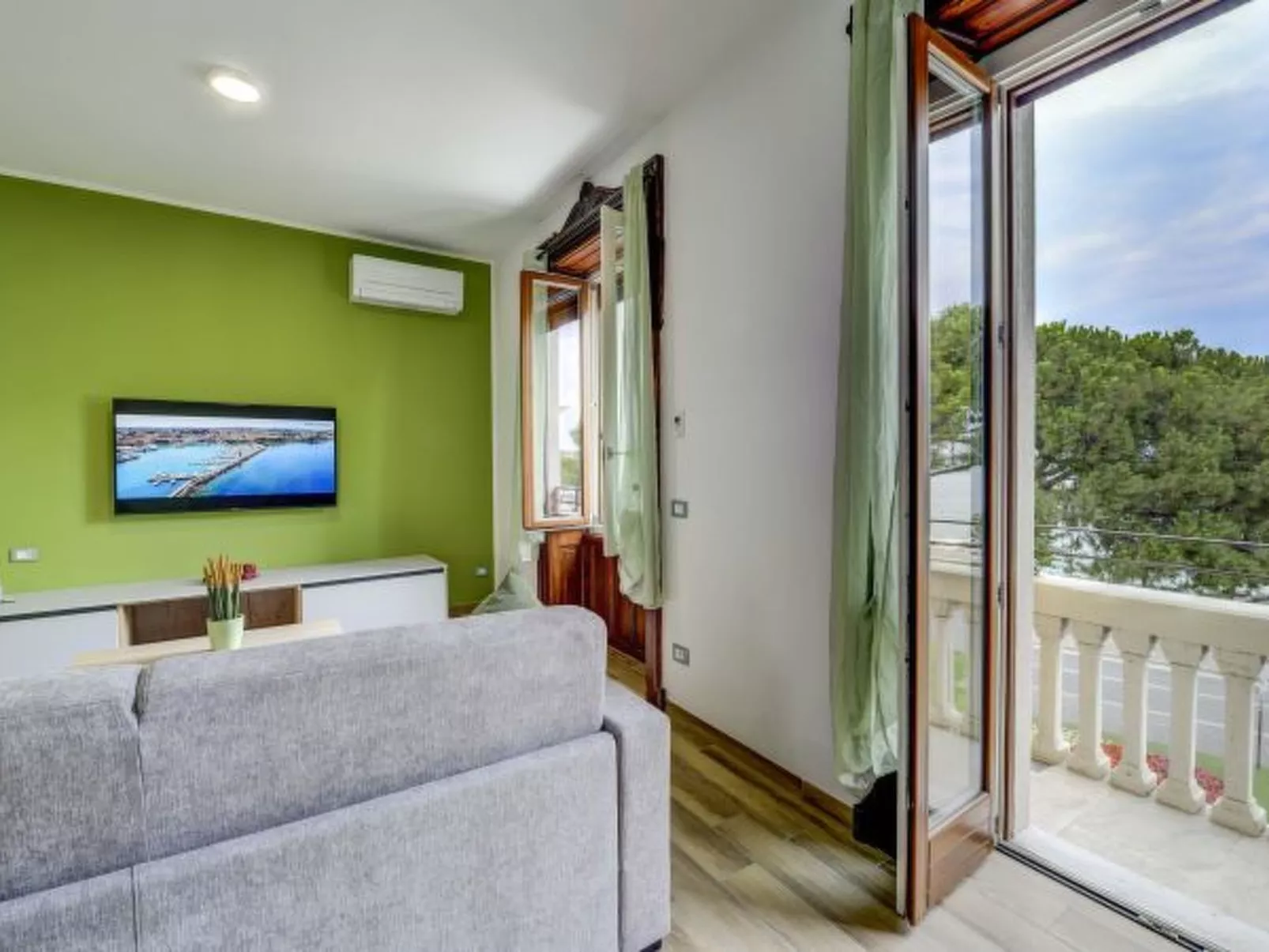 Desenzanoloft Palazzo Visconti - Gran Lugana - Image-tags.info