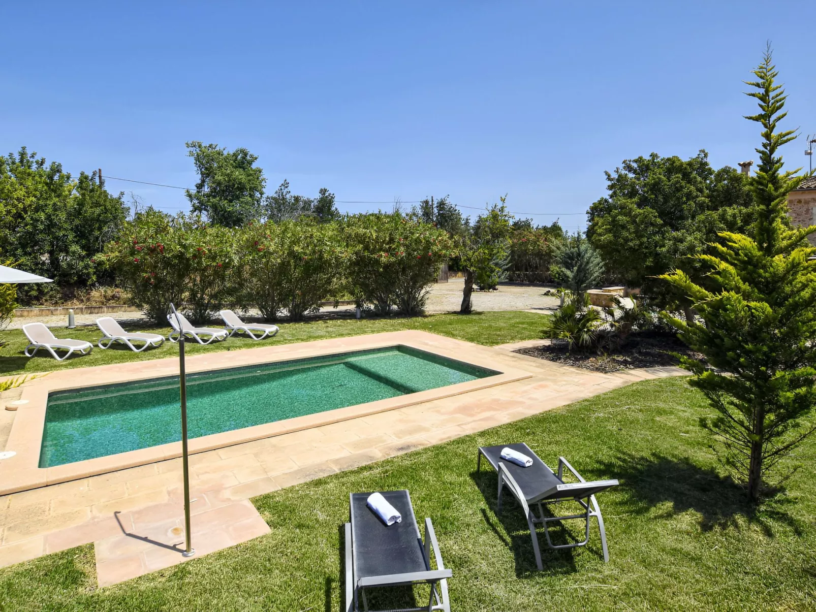 Restauriertes Landhaus in Búger - Image-tags.info