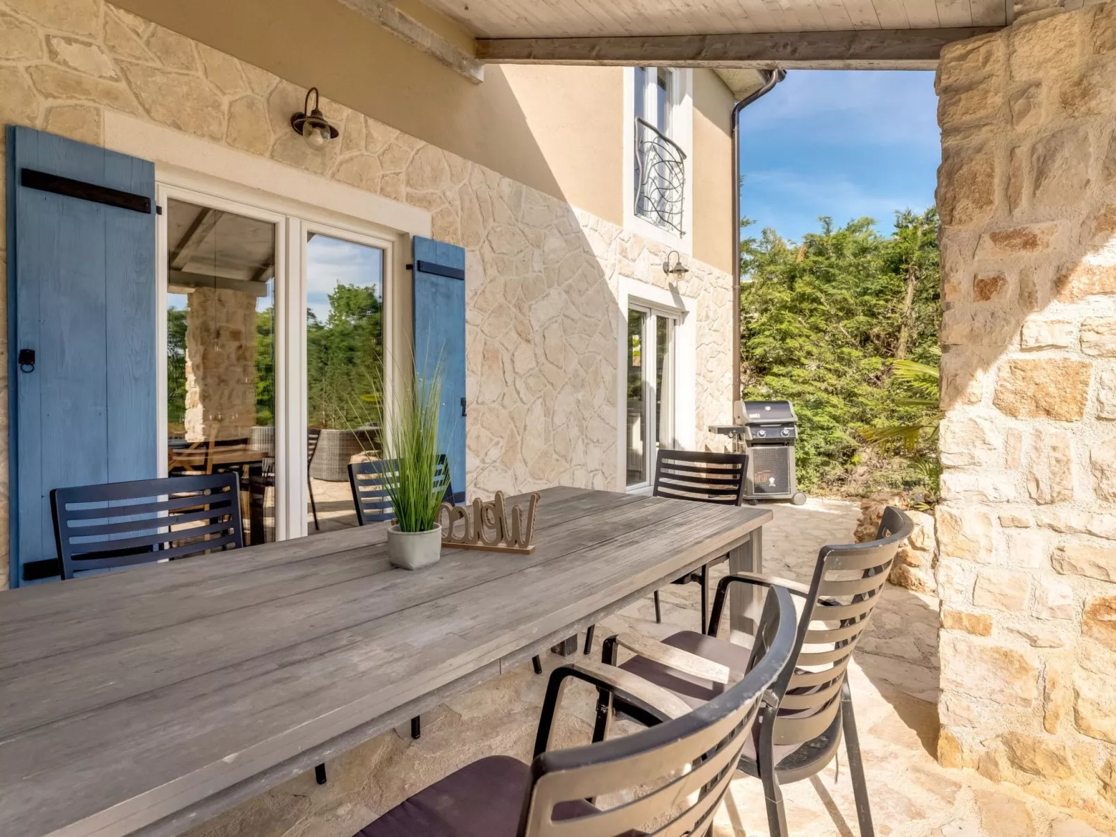 Eine luxuriöse Villa "Maslina" mit Pool und Grill - Dehors