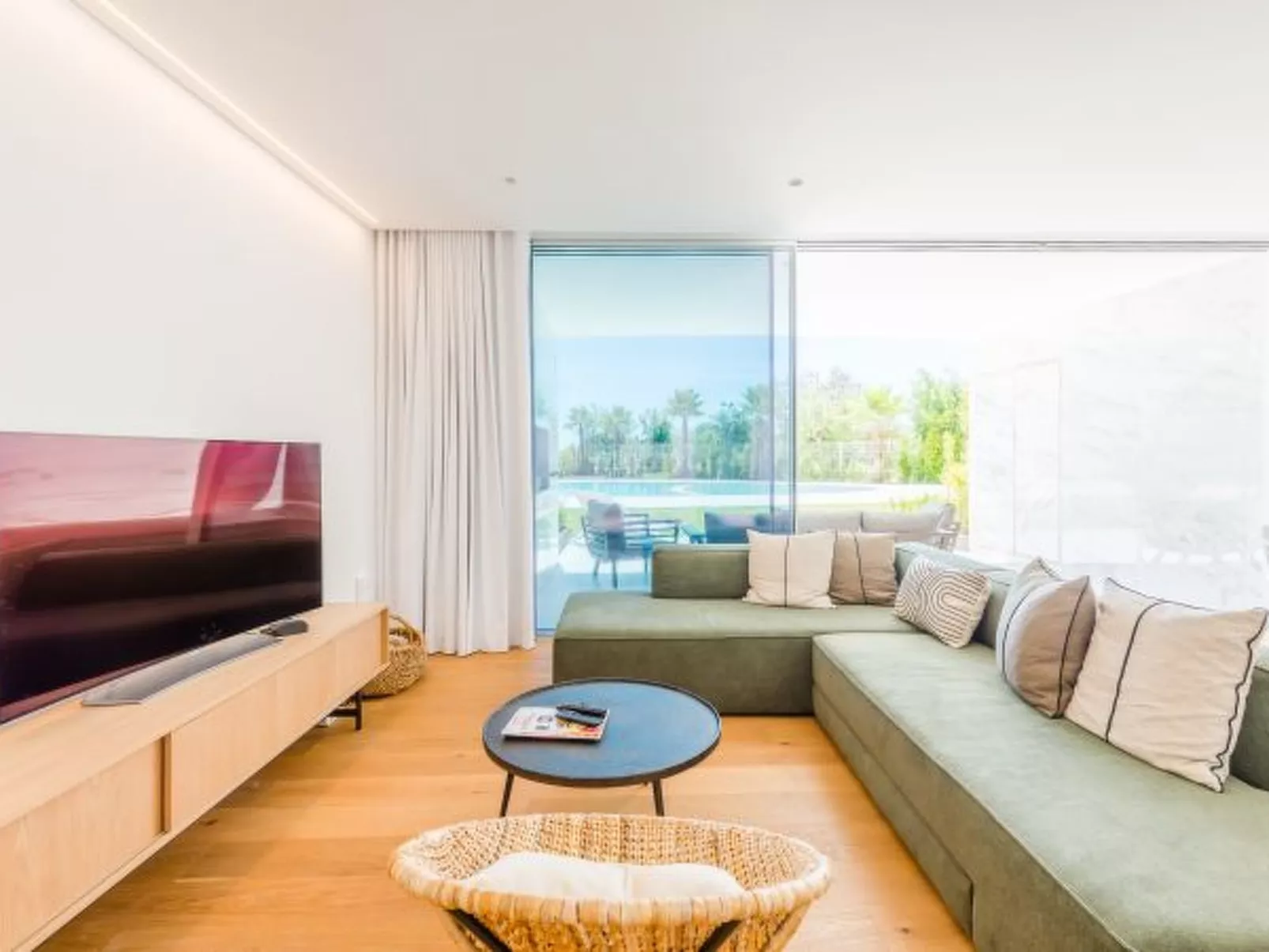 Lakes 24 at Praia da Falesia Vilamoura - Inside