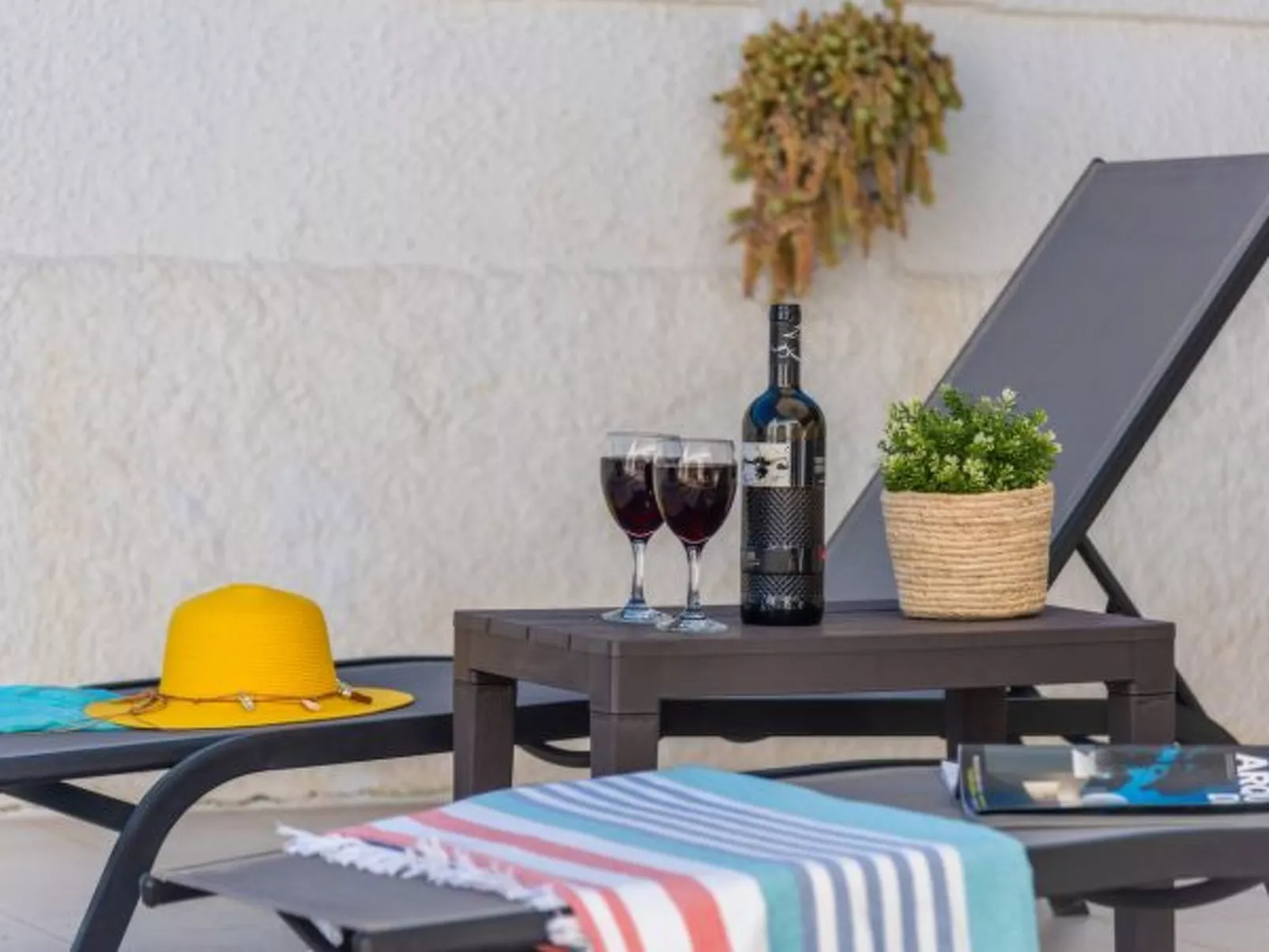 Villa Anais - Plus - Image-tags.info