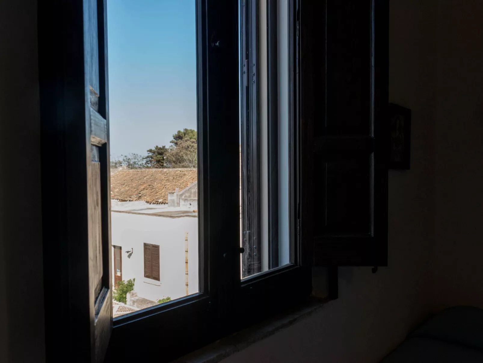 Anwesen mit Privatparkplatz - Draußen