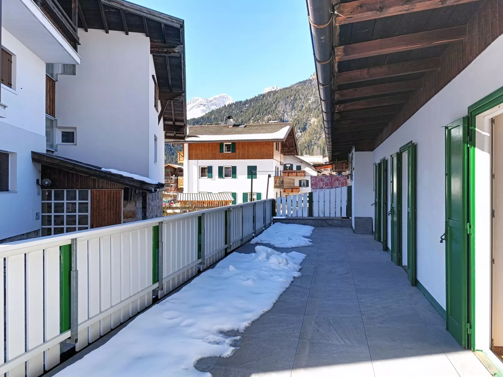 Cesa Marco - Outside