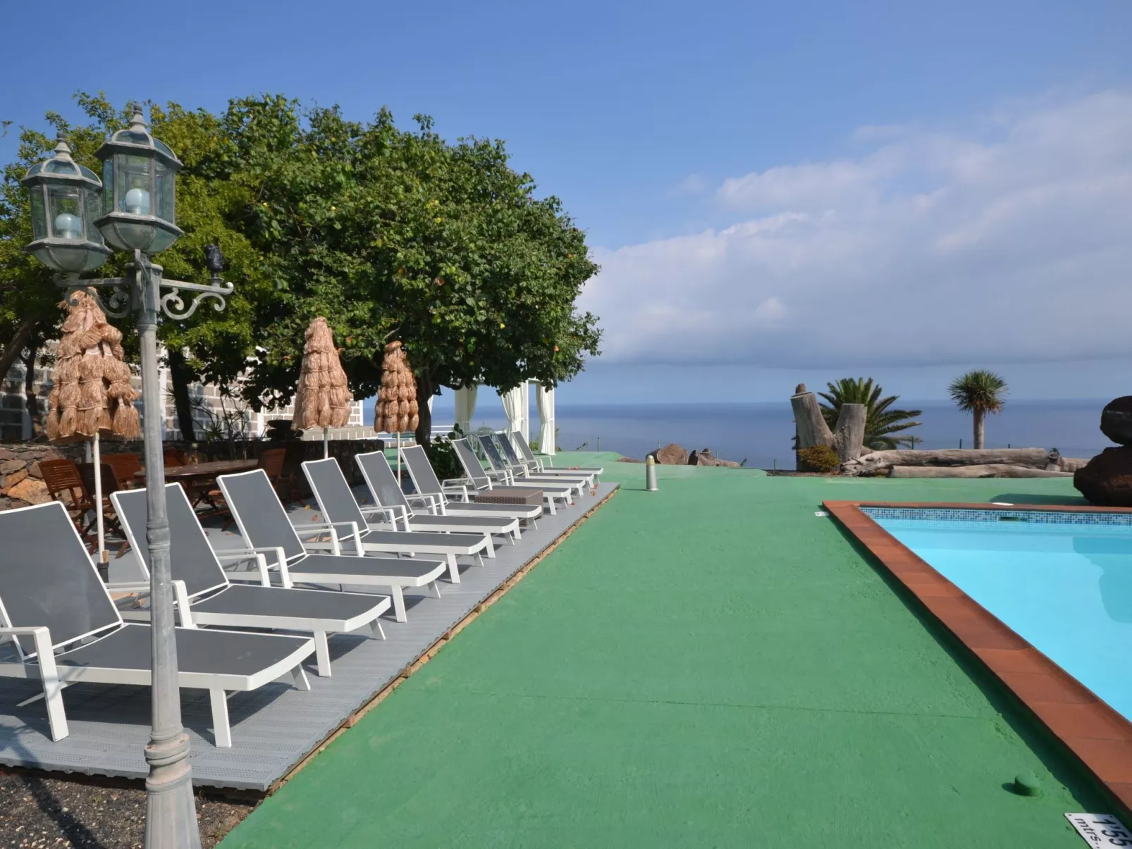 Villa mit Meerblick, für 10 Personen C03GC - Outside