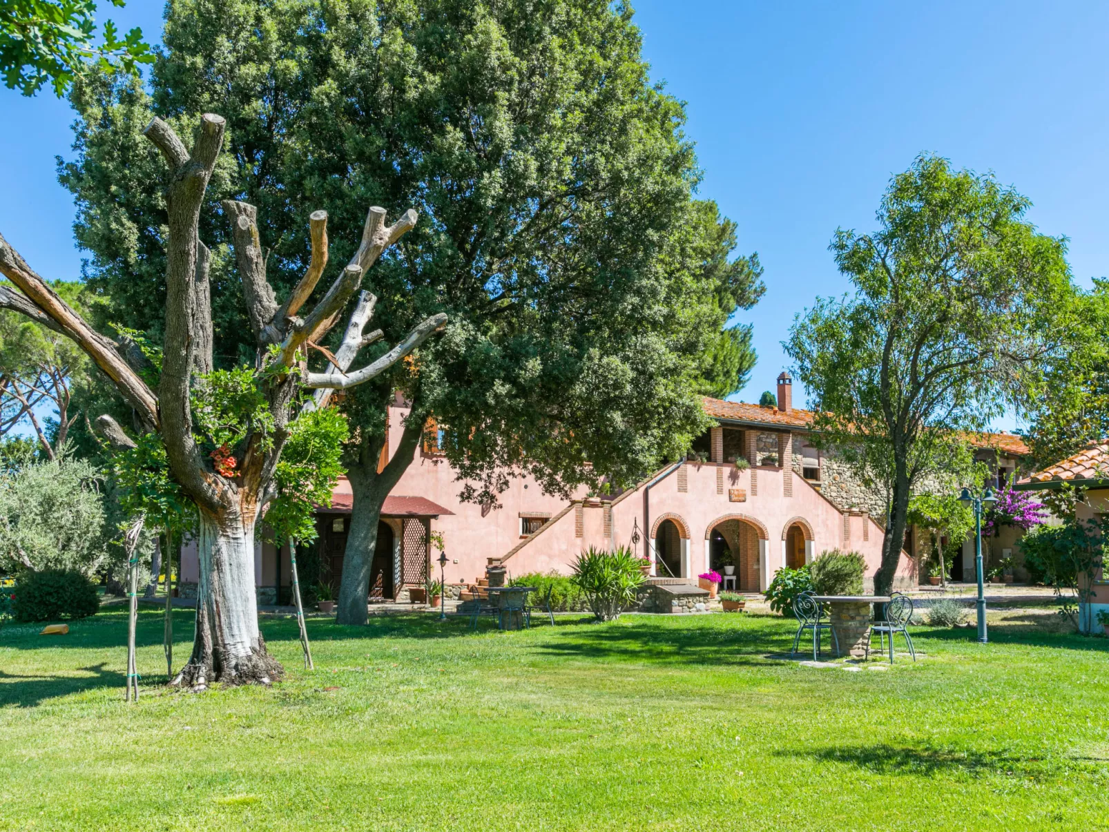 Rossogiallo - Dehors