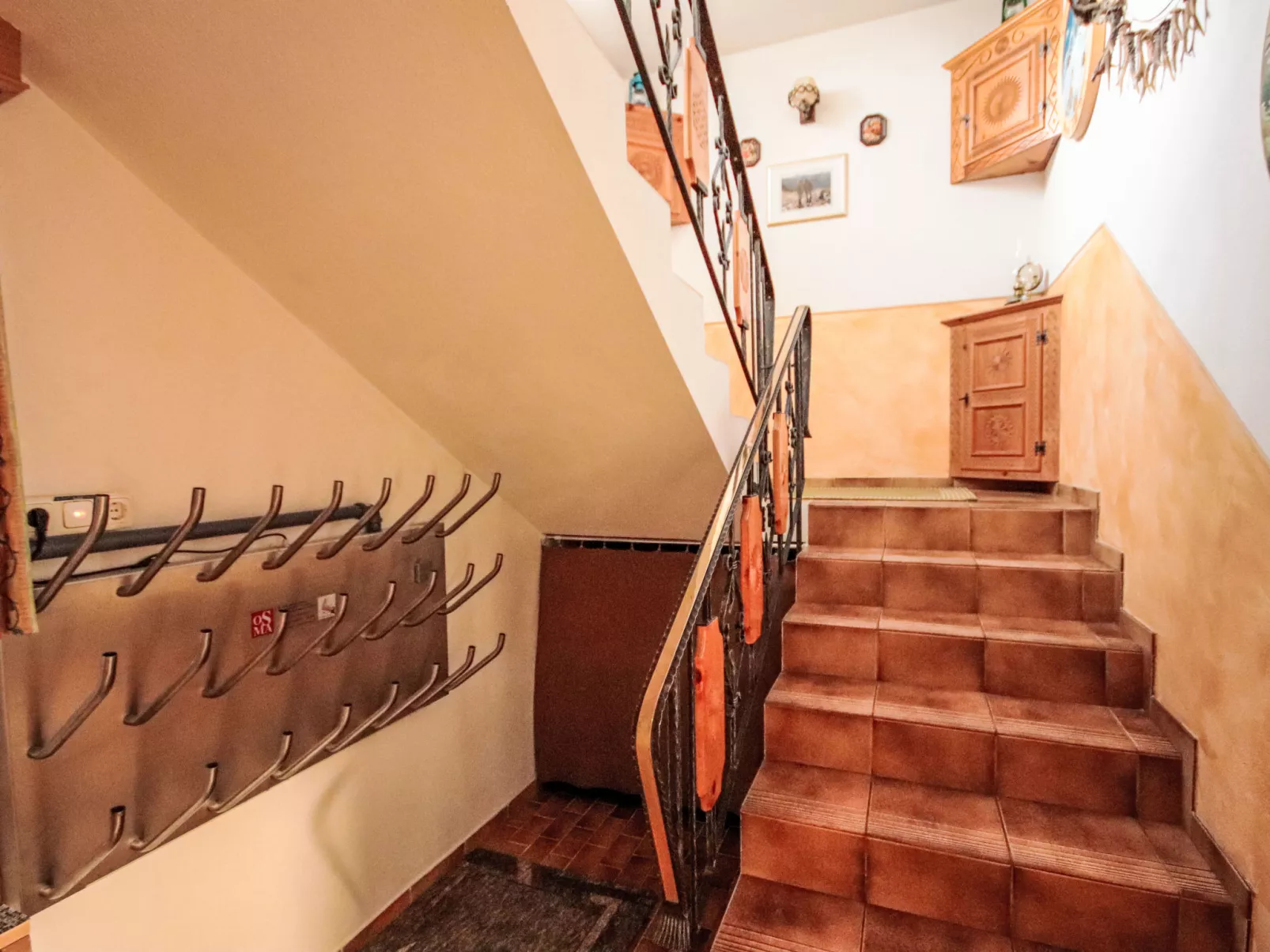 Garni Regina - Inside