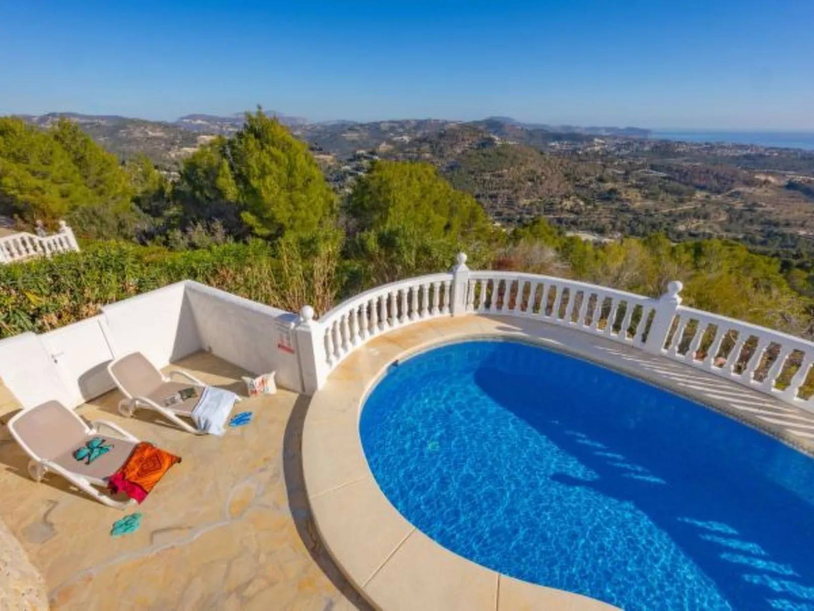 Villa Lehman - PlusHolidays - Image-tags.info