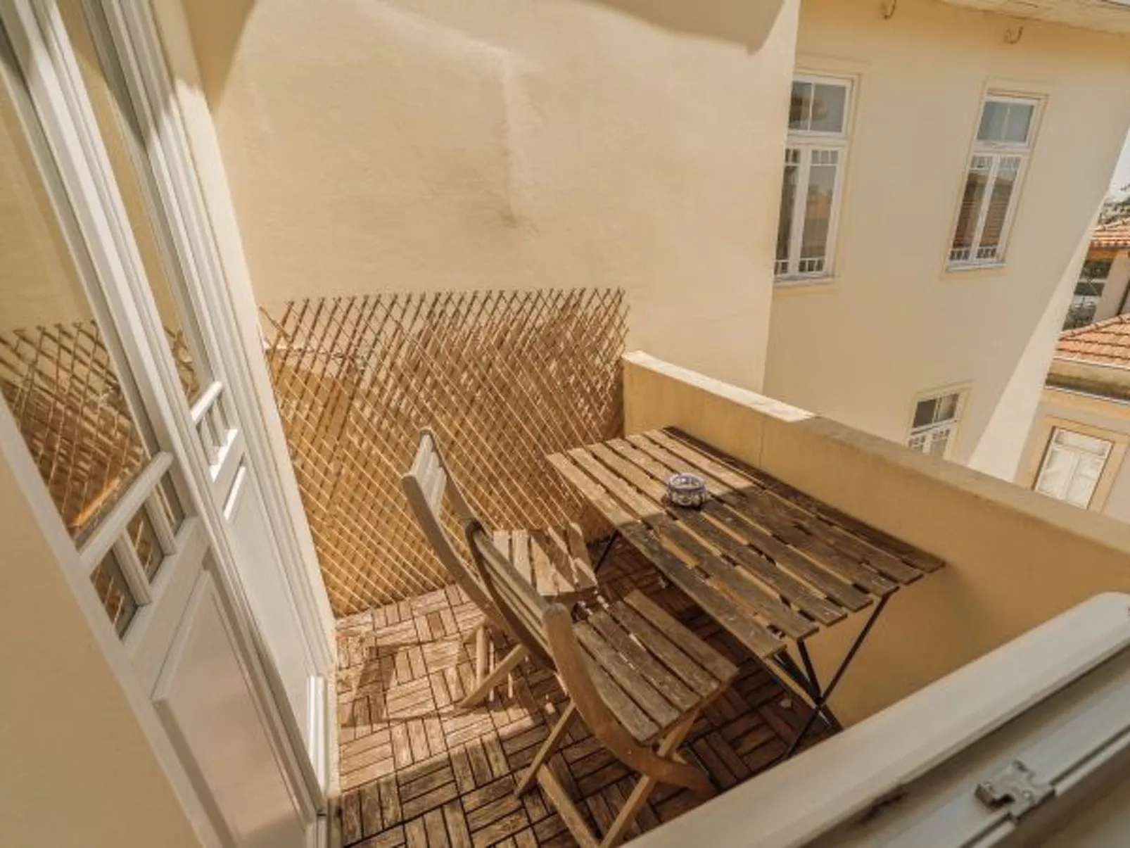 DOWNTOWN RETRO BOLHAO by VACATIONY - Inside