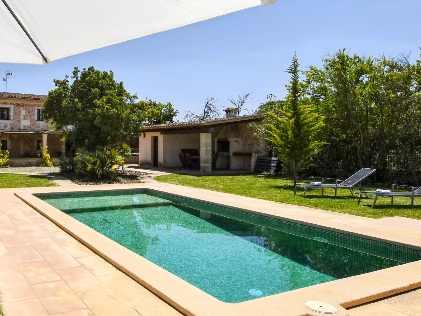 Restauriertes Landhaus in Búger - Outside