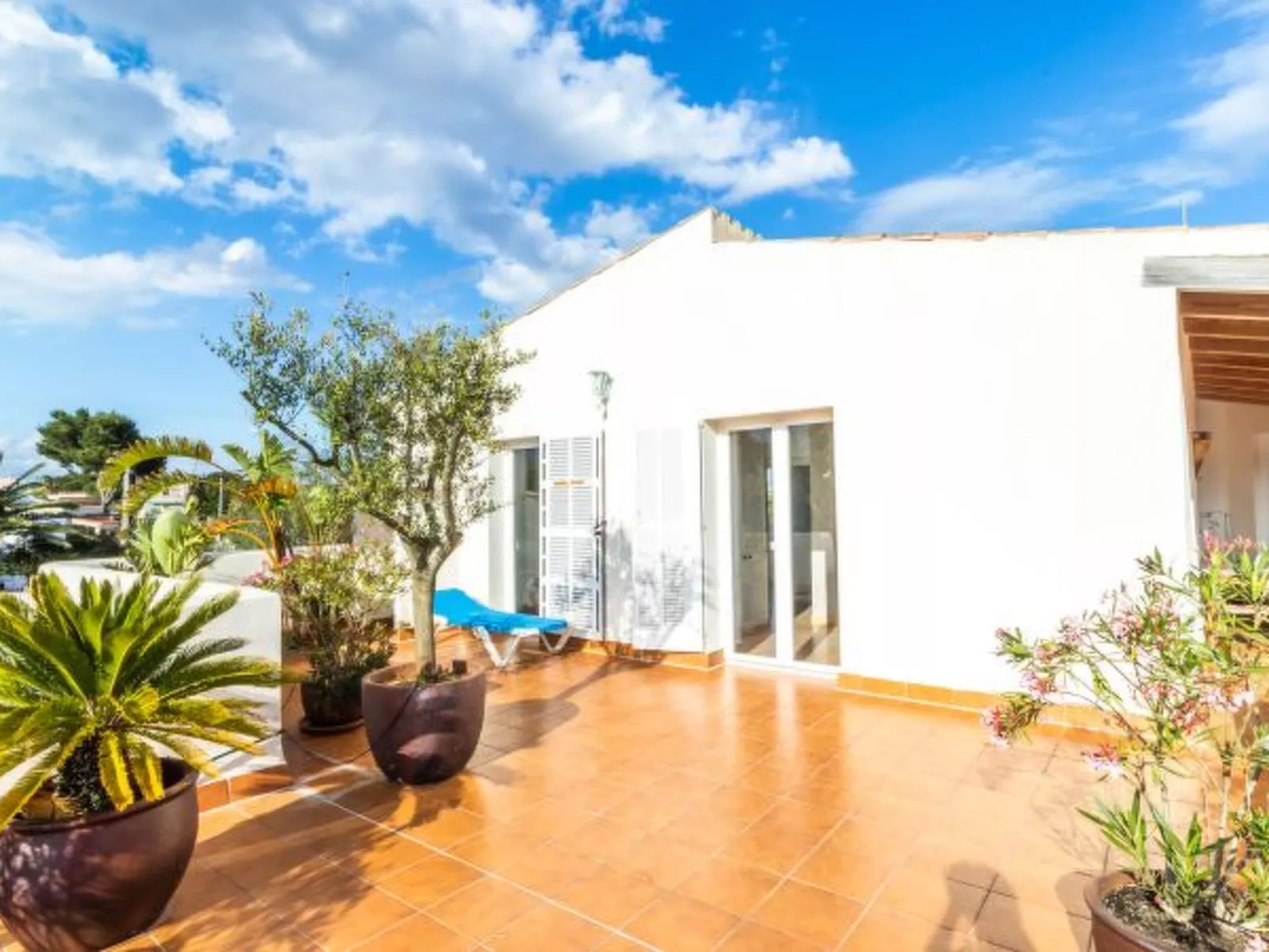 Villa Can Flores - Image-tags.info