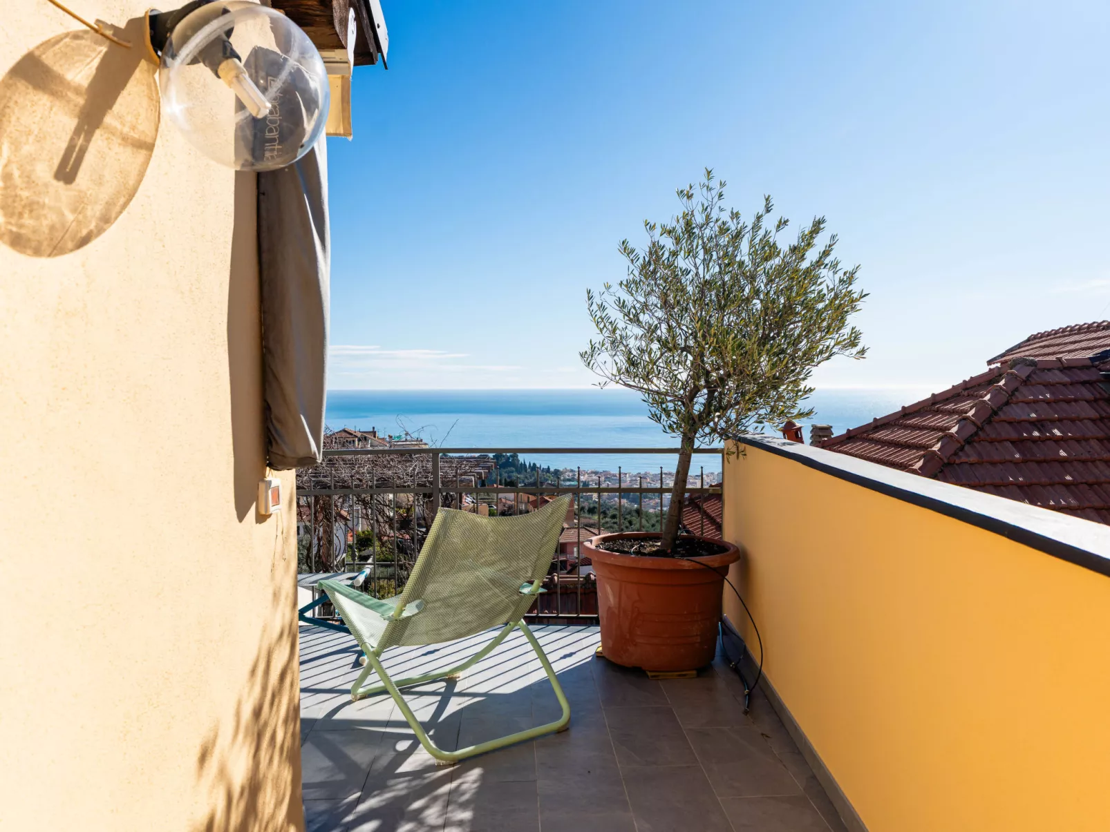 Terrazza con glicine - Dehors