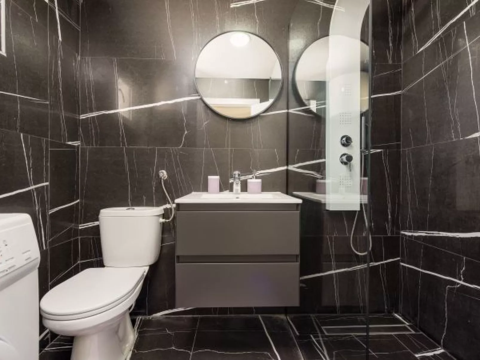 Unique Villa V with pool - Image-tags.info