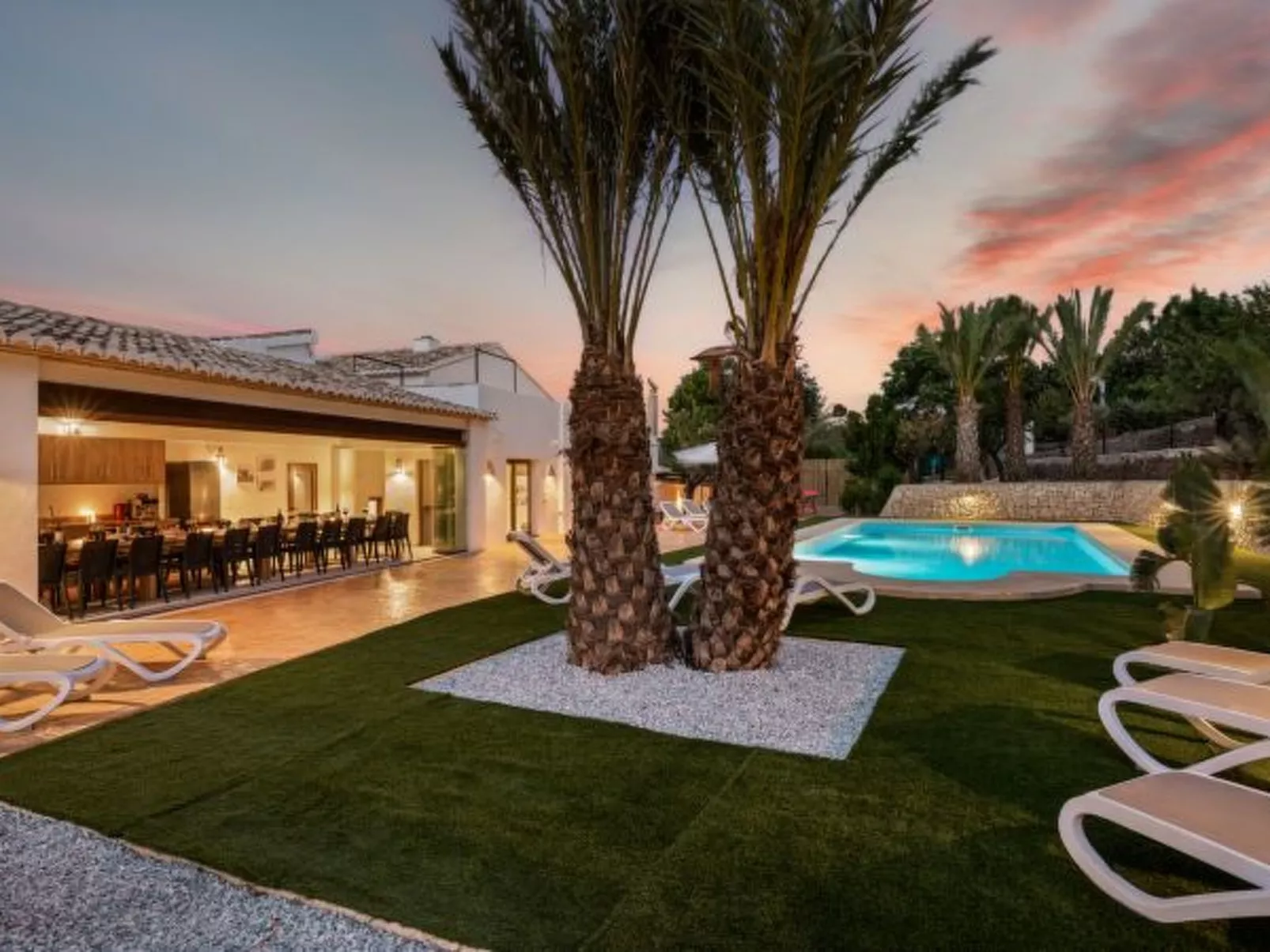 Villa Joan - PlusHolidays - Image-tags.info