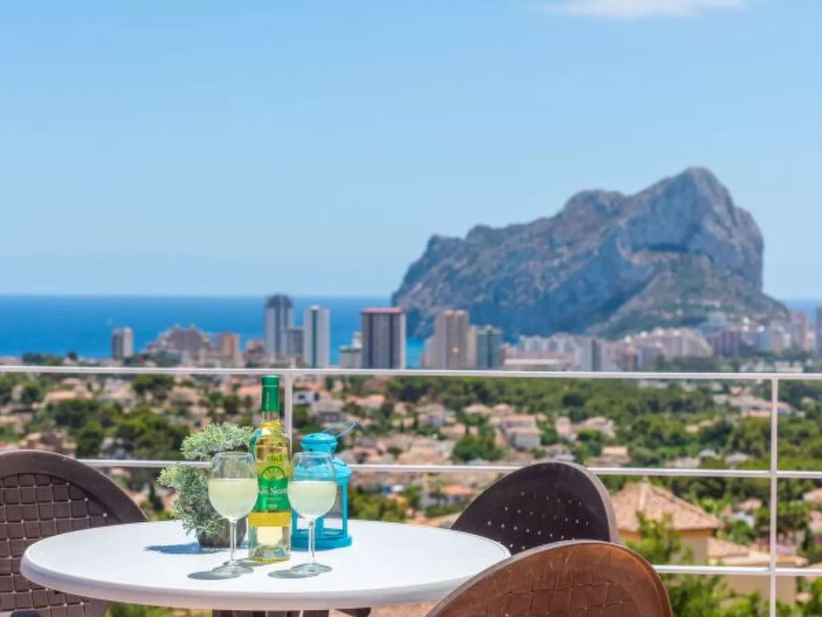 Villa Moderna - PlusHolidays - Image-tags.info