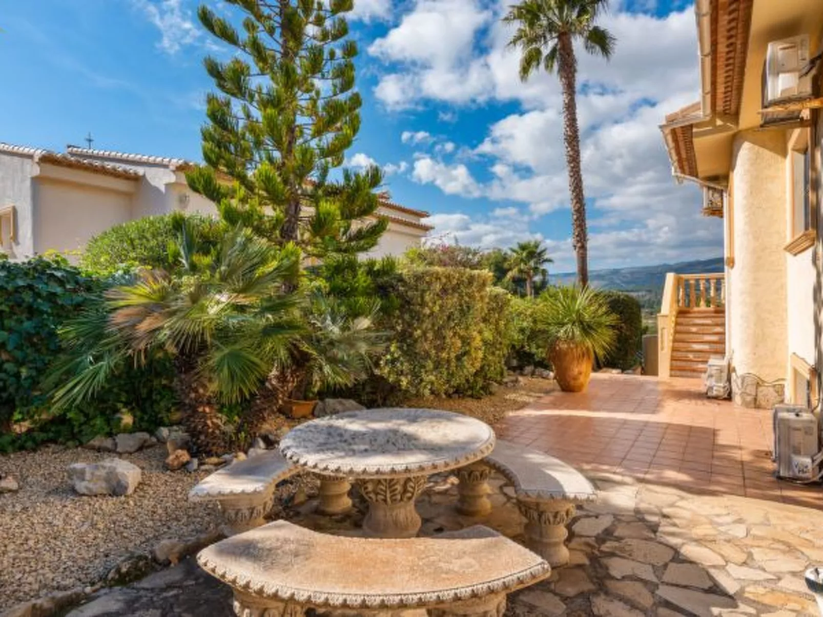 Villa Comodo - PlusHolidays - Image-tags.info