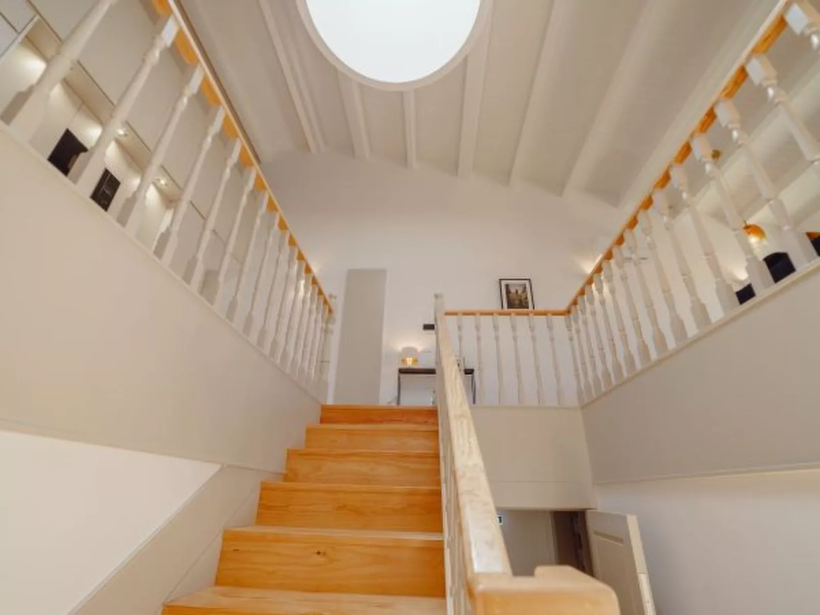 LEGACY OPORTO PREMIUM APARTMENT I by VACATIONY - Inside