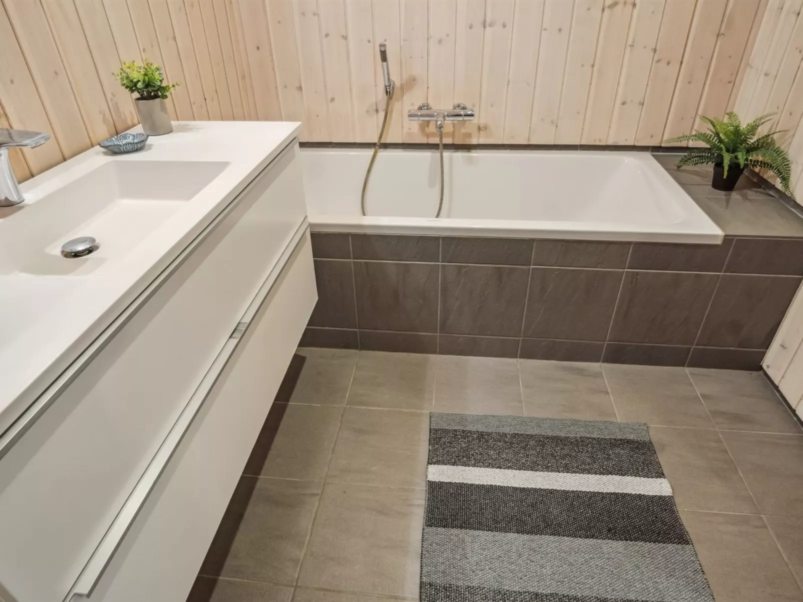 "Reinhard" - 50m from the sea - Drinnen