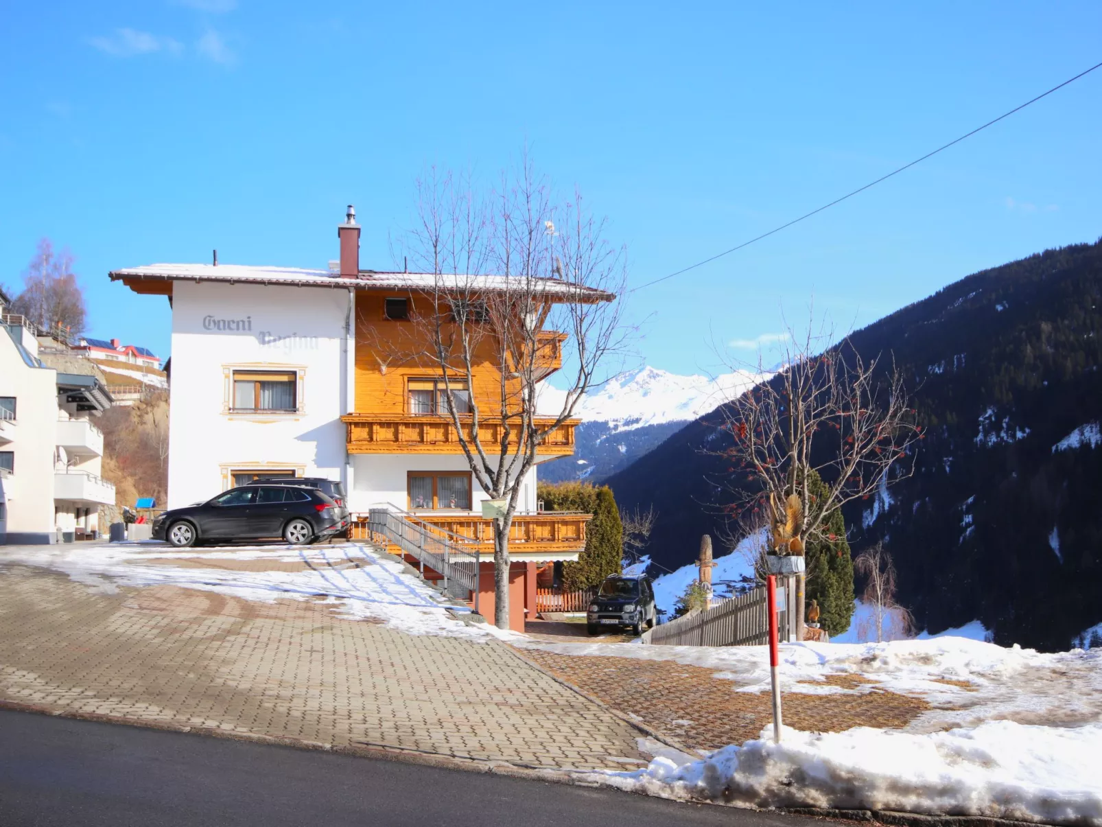 Garni Regina - Outside