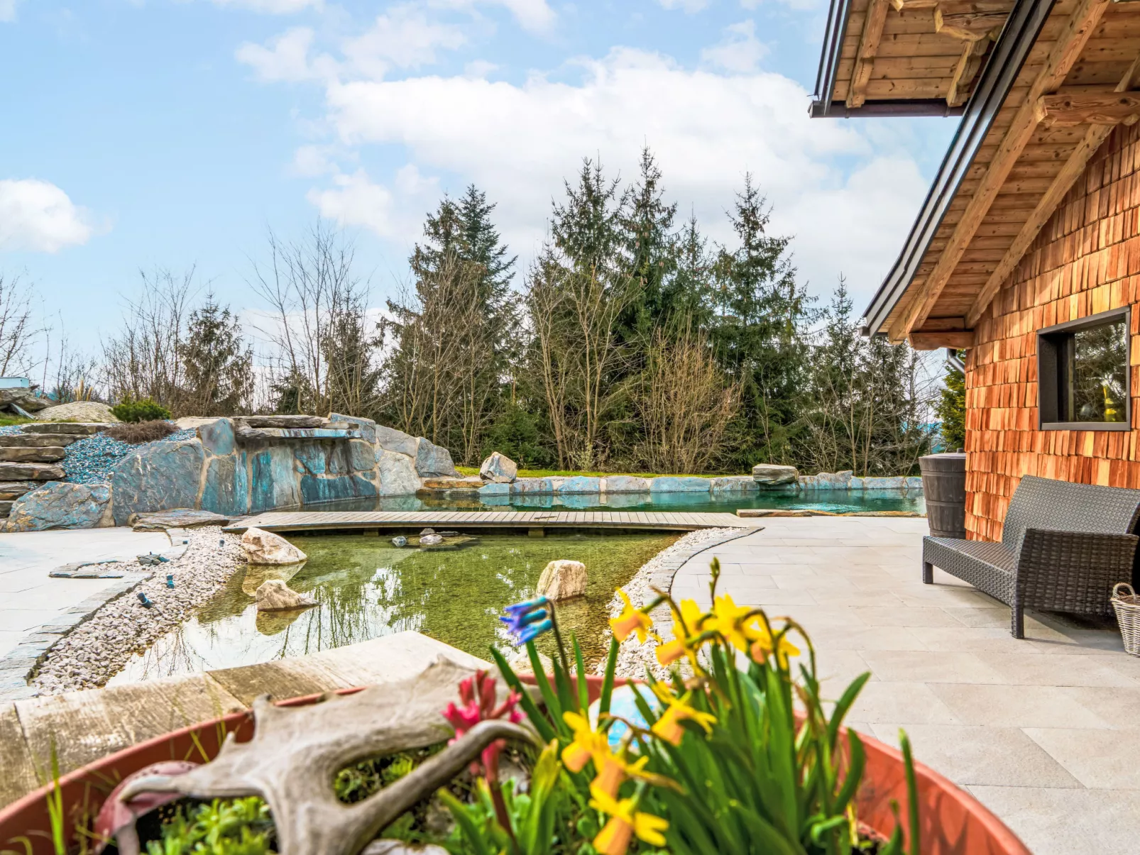 Oase im Grünen - Draußen