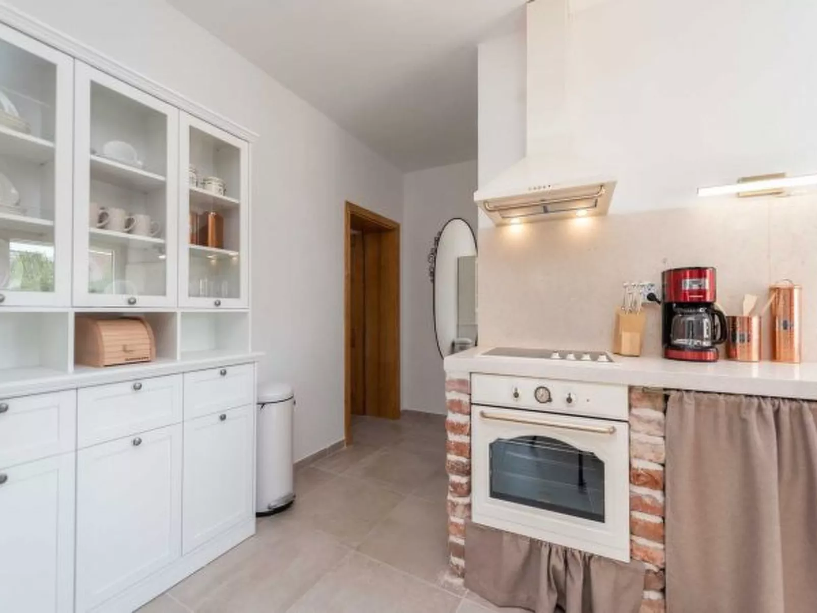 Dalmatian Holiday house Marcella with pool - Image-tags.info