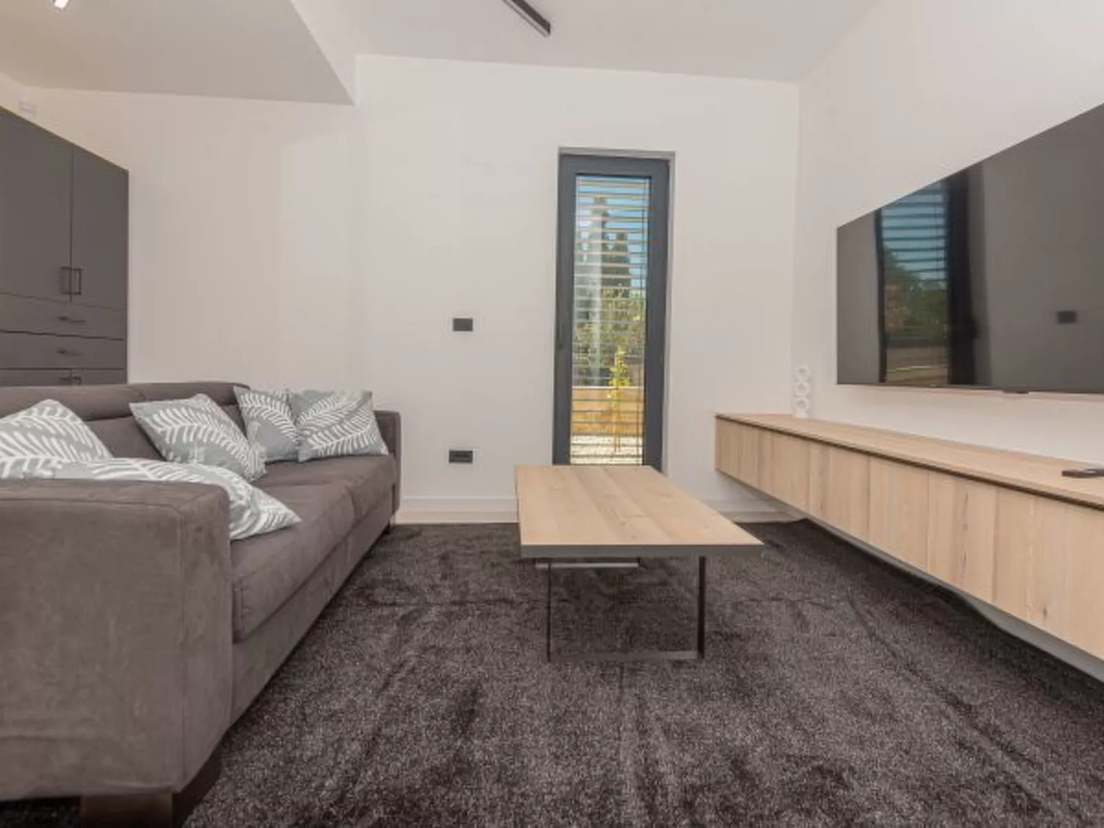 Seafront Villa Aurea with pool and seaview - Image-tags.info