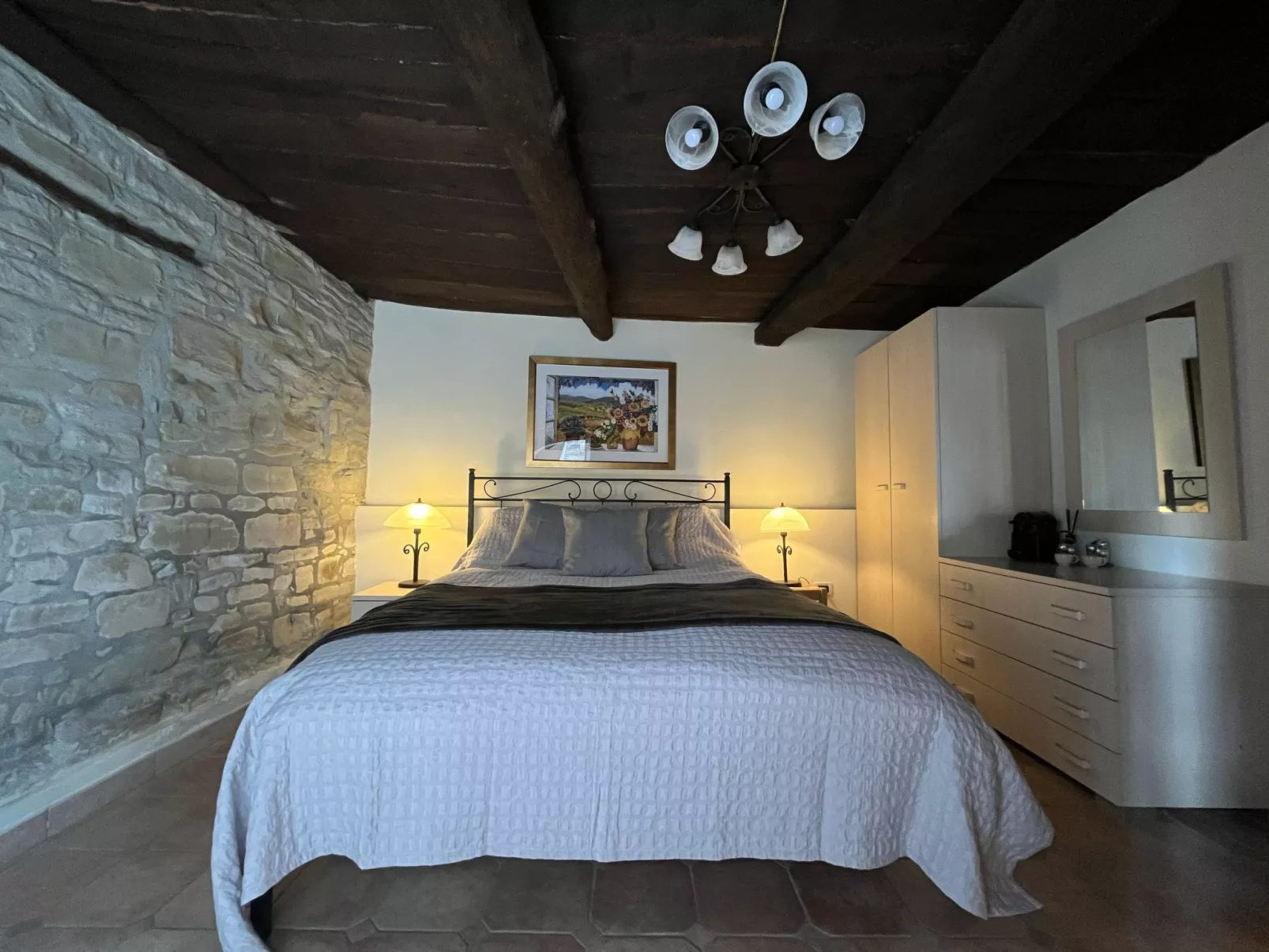 Rustikales und charmantes Doppelzimmer "Olmo Gentile" - Inside