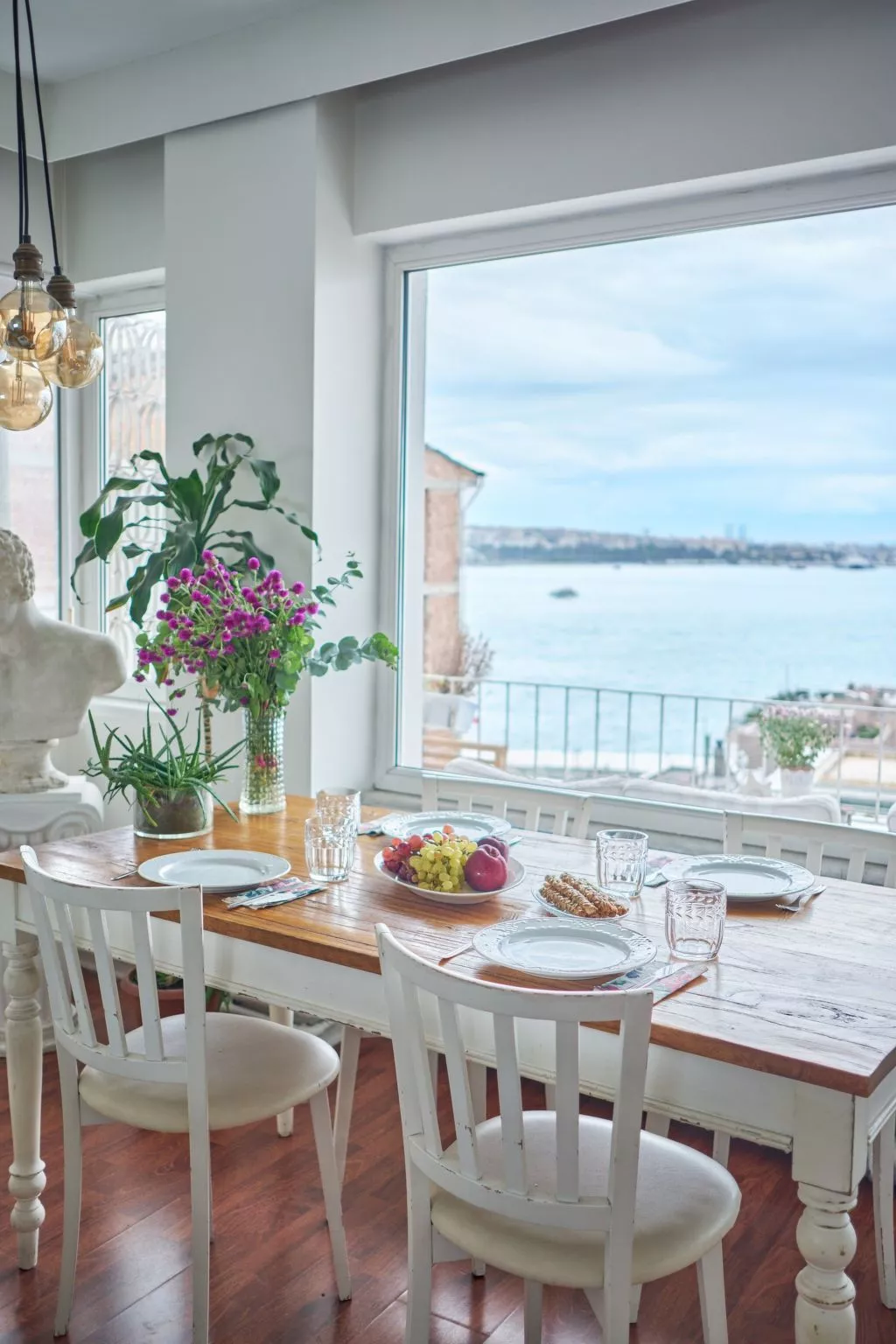 Wohnung mit Blick auf die Halbinsel von Istanbul - Drinnen