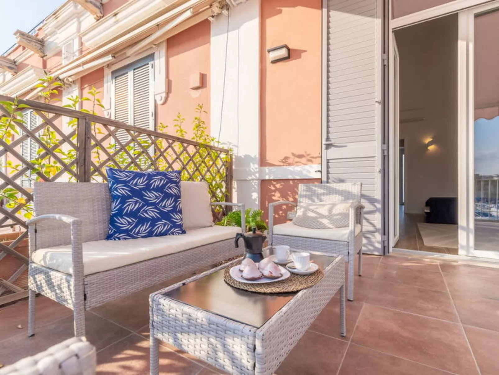 Sospiri Sul Mare - Drinnen