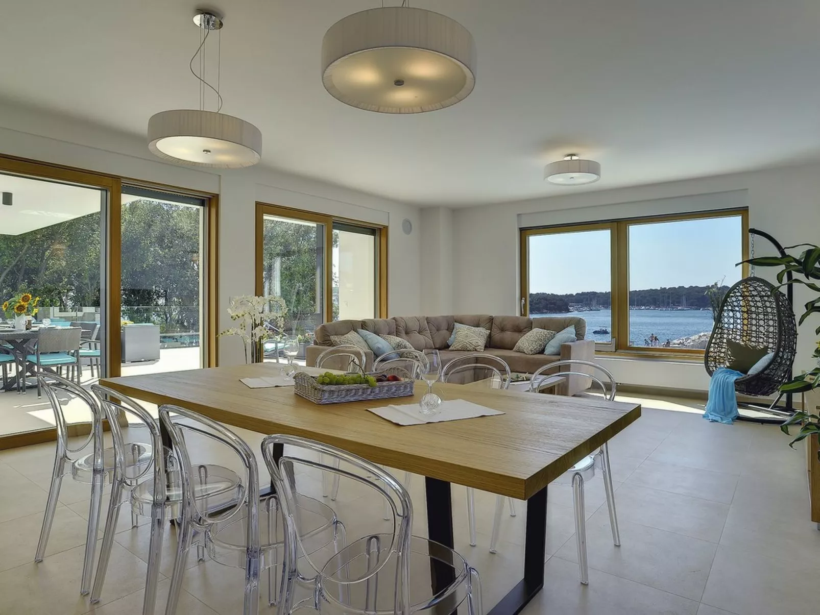 Villa Sail - Outside