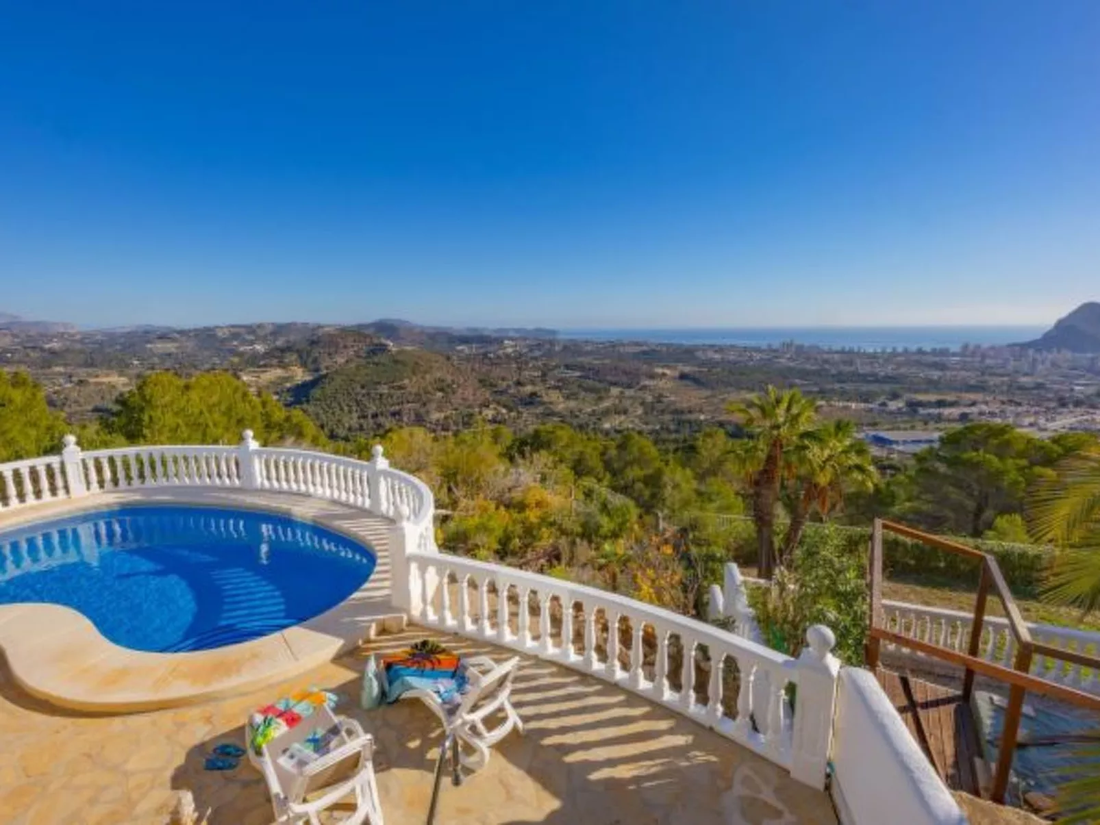 Villa Lehman - PlusHolidays - Image-tags.info