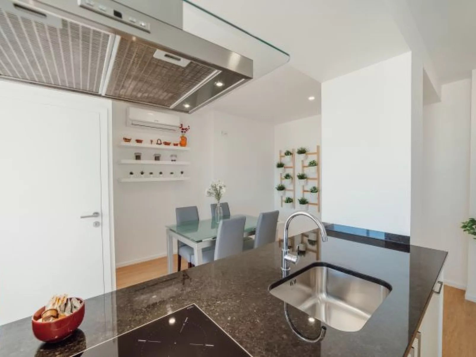 GRAND APARTMENT MERCADO BOM SUCESSO by VACATIONY - Inside