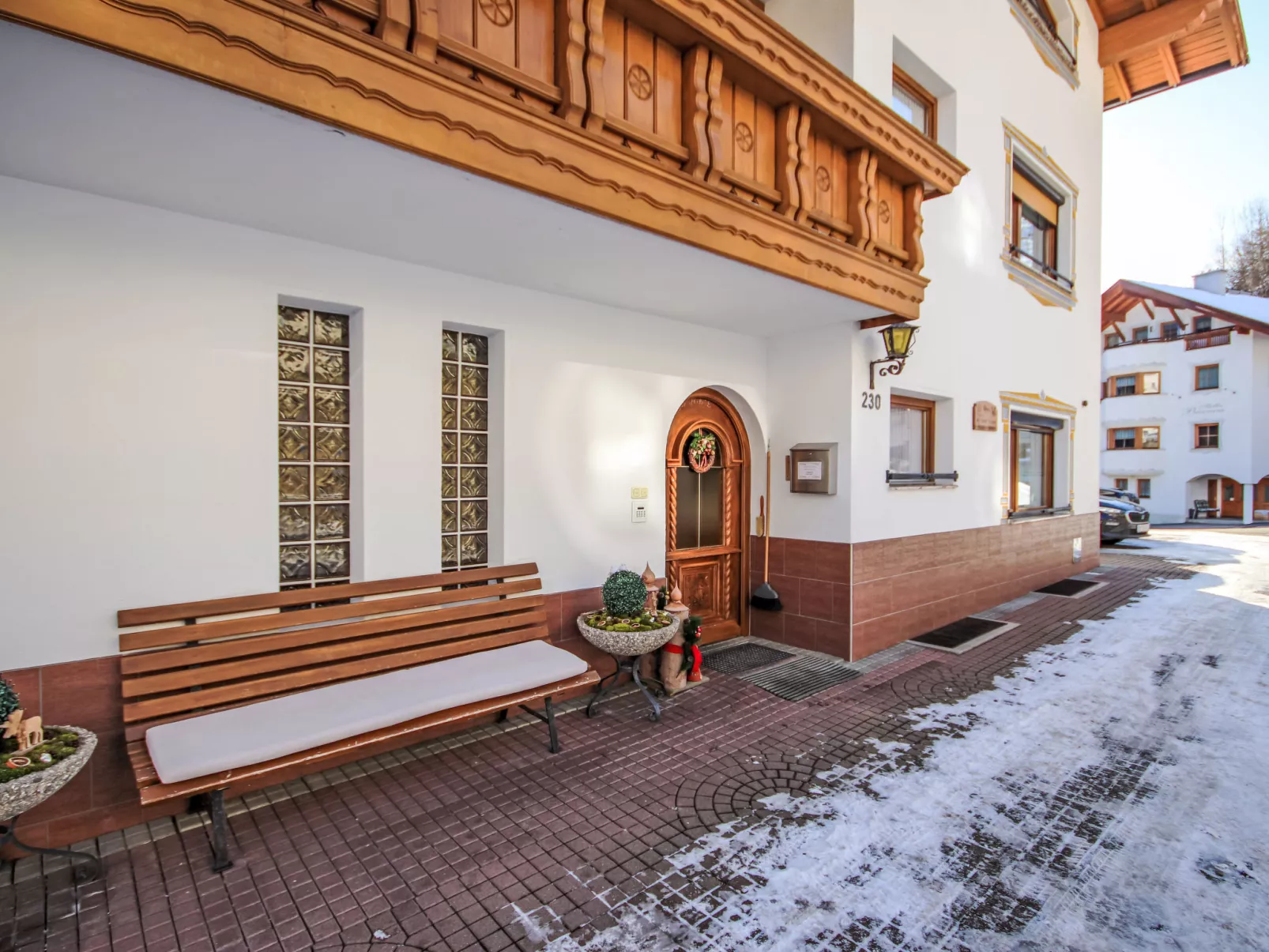 Garni Regina - Outside